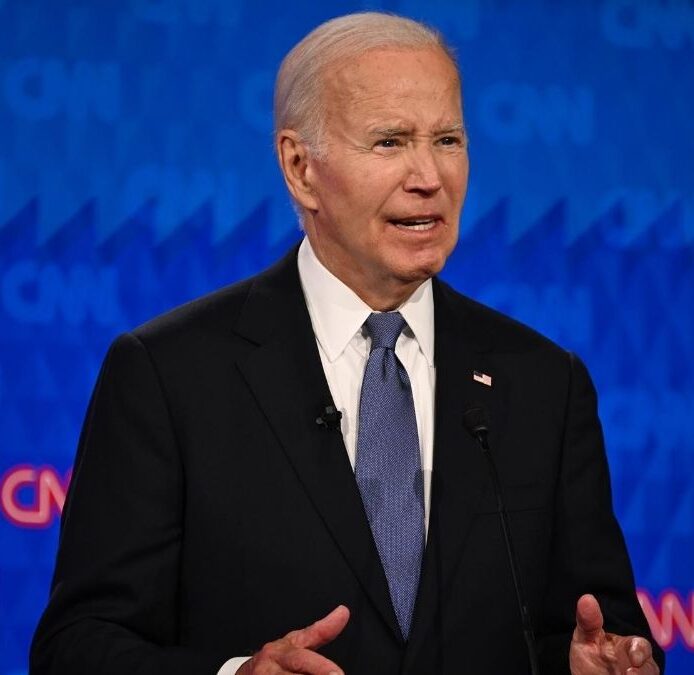 Biden pierde el apoyo de otros dos senadores y se aleja de la carrera presidencial de EEUU