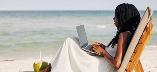 Claves de ciberseguridad en tu negocio para el teletrabajo de estas vacaciones
