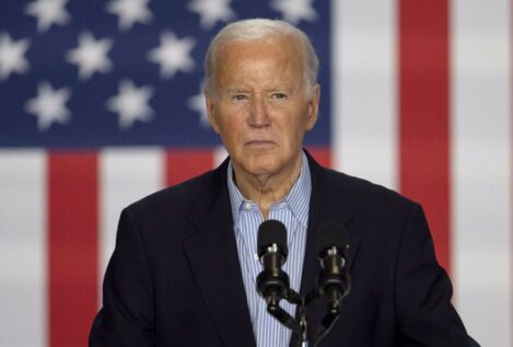 Demócratas de alto rango piden a Biden que se retire de la carrera presidencial