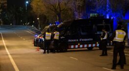 Amnistían a dos condenados por lanzar objetos a mossos en las protestas de 2019