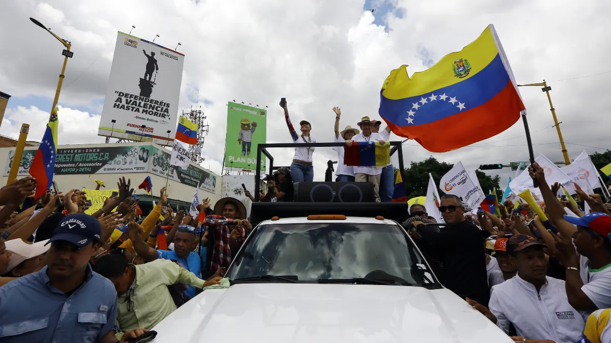 Venezuela, entre autoritarismo y democracia en la recta final de una campaña impredecible