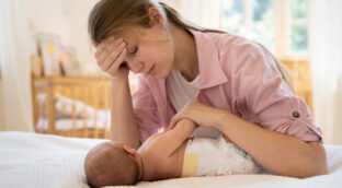 Depresión posparto: qué es y por qué te sientes mal tras haber dado a luz