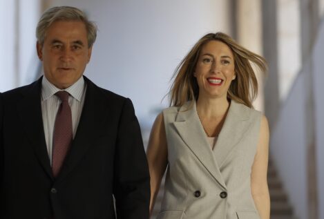 La Junta de Extremadura cesa a dos directores generales de la consejería que ostentaba Vox