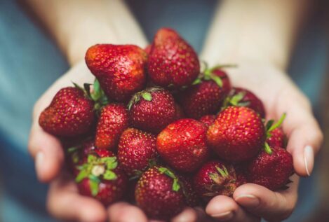 Estos son los dos trucos virales para evitar que la fruta se oxide