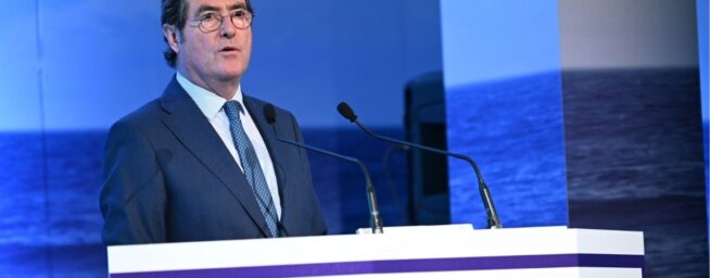 Garamendi: «La reducción de jornada son 12 días de vacaciones más que paga la empresa»