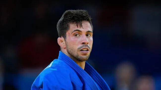 Fran Garrigós gana el bronce en judo y Laura Martínez se queda con las manos vacías