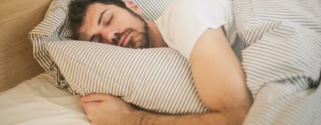Este hábito de sueño es más importante que dormir ocho horas, según la ciencia