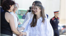 Leonor y Sofía deslumbran en su primer acto en Cataluña: gran sonrisa y guiño a la reina Letizia