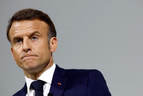 Macron pide una «gran concentración democrática» frente al partido de Le Pen