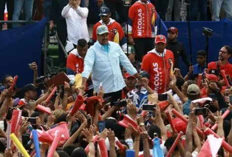 Maduro y González cierran sus campañas prometiendo una victoria en Venezuela