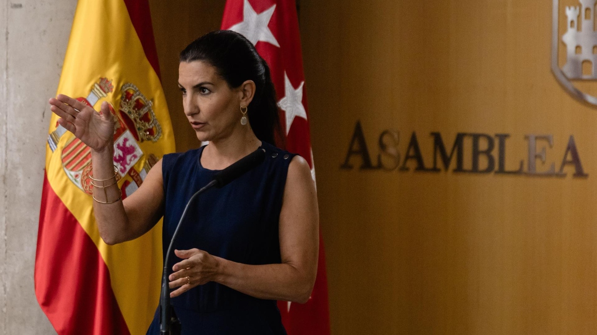 Rocío Monasterio admite que sería «lógico» que haya cargos en Vox que no quieran renunciar