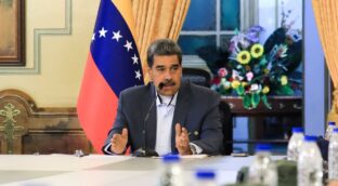 Maduro pide una movilización frente a «una arremetida» de EEUU y de la «extrema derecha»