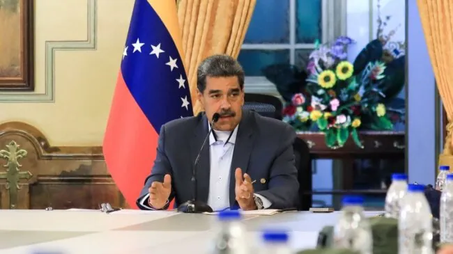 Maduro pide una movilización frente a «una arremetida» de EEUU y de la «extrema derecha»