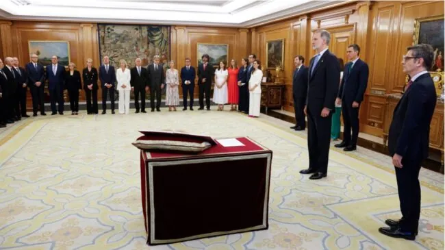 Los nuevos vocales del CGPJ juran o prometen sus cargos ante el rey Felipe VI en Zarzuela