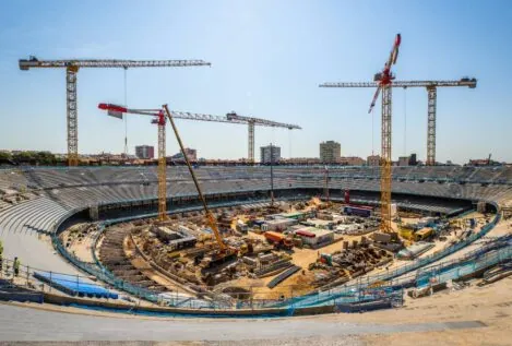 Duelo de estadios en el fútbol: diferencias entre el nuevo Bernabéu y el nuevo Camp Nou