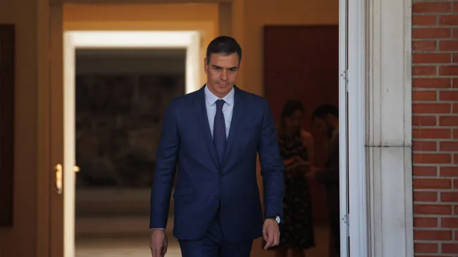 Pedro Sánchez amplía la querella por prevaricación contra el juez Peinado