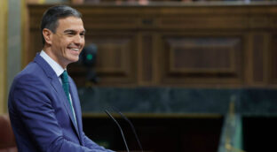 Sánchez presenta una querella contra el juez Peinado por un presunto delito de prevaricación