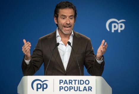 El PP acusa a Sánchez de «mentir» sobre la labor de su mujer y le exige explicaciones