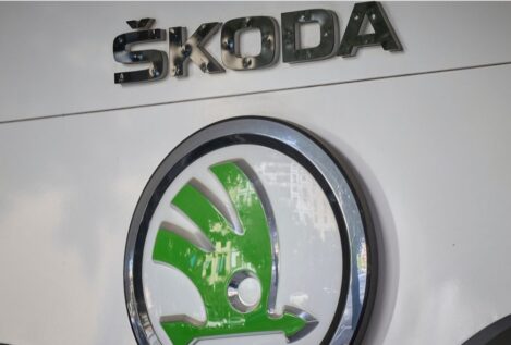Škoda inicia una etapa de marca impulsada por la curiosidad con el Elroq como estandarte