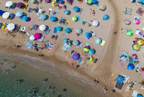 La demanda aérea a España crece un 13% para este verano, a pesar de las protestas