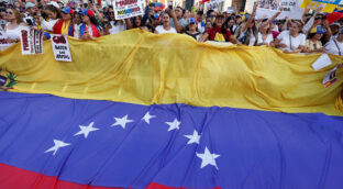 España y seis países de la UE exigen a Maduro las actas y se resisten a reconocer a González