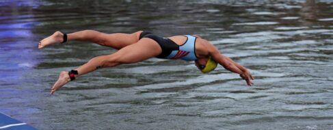 Bélgica abandona el triatlón olímpico tras enfermar una atleta por nadar en el Sena