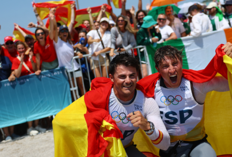 Botín y Trittel ganan en vela la primera medalla de oro para España en los JJOO de París