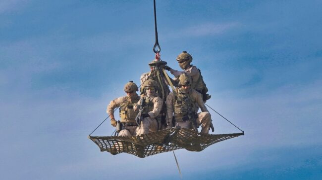 Los comandos de la Armada en el Índico contarán con más equipo para abordar barcos