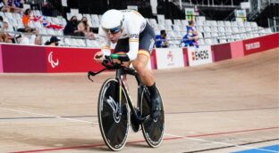 El ciclista Alfonso Cabello suma otra medalla de bronce para España en los Paralímpicos 2024