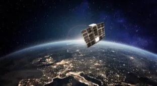 Cataluña reivindica su «soberanía tecnológica» con la vuelta a la atmósfera de su primer satélite