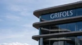 Grifols sube casi un 3% tras conocerse que Brookfield negocia con fondos para la OPA