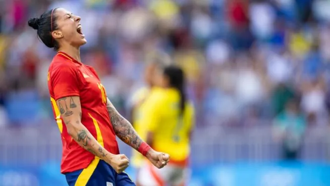 Jenni Hermoso y Mapi León vuelven con la selección española