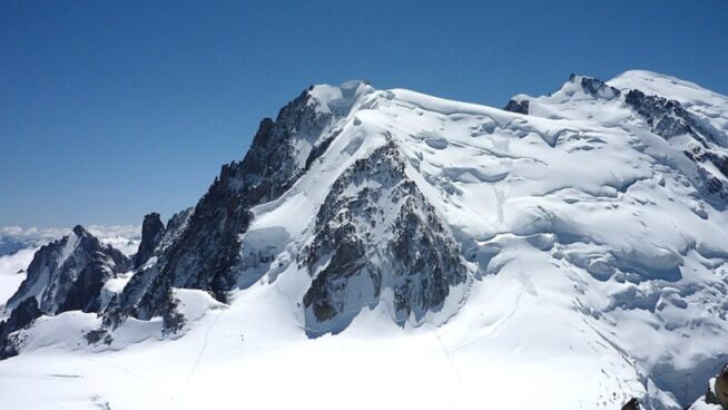 Mueren dos montañeros españoles cuando escalaban la cumbre del Mont Blanc