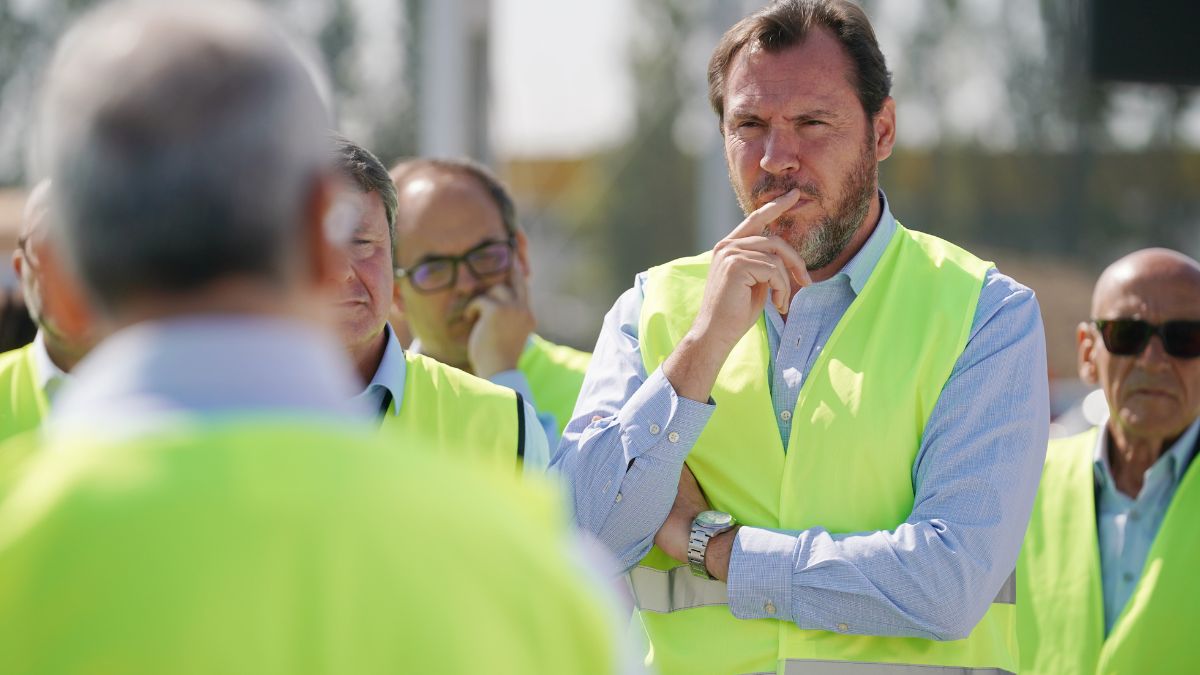 Puente asegura que las mejoras en el servicio de trenes se notarán en los próximos meses