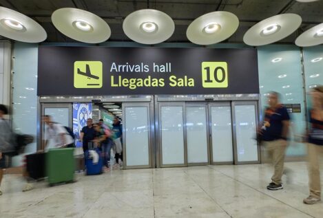 Los abogados de Madrid denuncian a Interior la situación caótica en Barajas para solicitar asilo