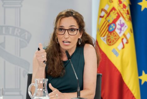 Mónica García manda una carta a Ceuta y Melilla pidiéndoles que contraten a los MIR 