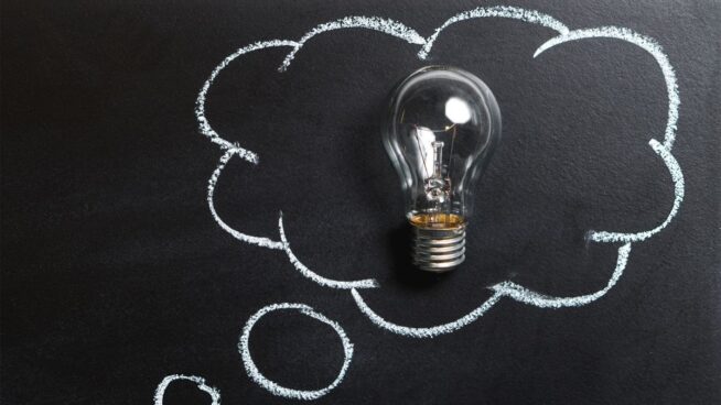 Los cuatro acuerdos que debes negociar contigo mismo, según Miguel Ruiz