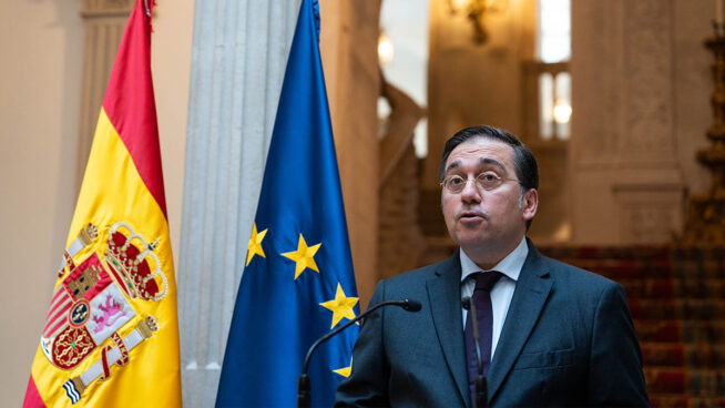 España y Argentina retoman el diálogo tras la crisis: Albares conversa con su homóloga