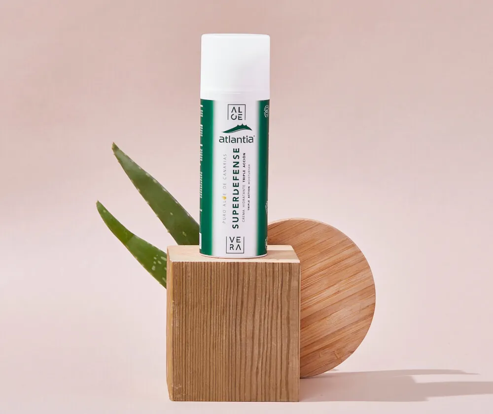 Crema Autodefense con Aloe Vera de la firma Atlantia