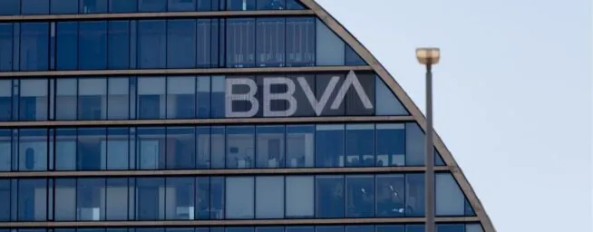 BBVA, Santander y Caixabank enfrentan multas millonarias por prácticas anticompetitivas