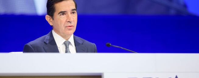 Venezuela levanta el veto a BBVA al permitir que cierre el 10% de sus sucursales en el país