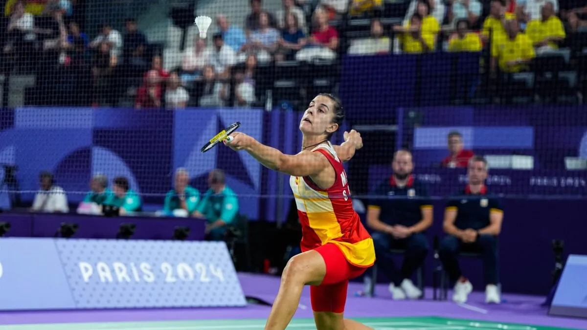 Carolina Marín arrasa en su paso a semifinales y luchará por las medallas