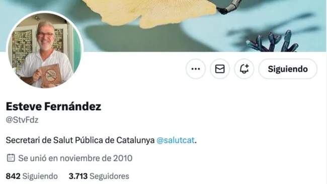 El secretario de Salud Pública de Illa quita el lazo amarillo de su Twitter justo tras ser nombrado