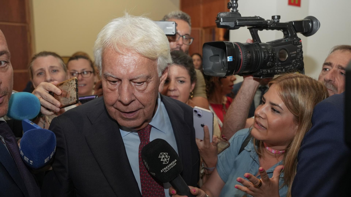 Felipe González, a los diputados del PSOE: «Yo no votaría» el cupo catalán