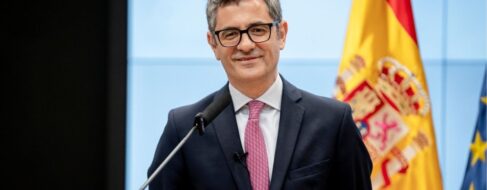 El Gobierno responsabiliza a los Mossos del fracaso en la detención de Puigdemont