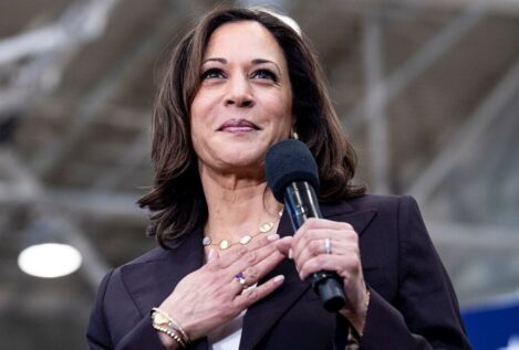 La campaña de Kamala Harris recauda más de 280 millones en julio, más del doble que Trump