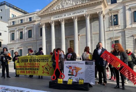 Las peluquerías alertan de que la reducción de la jornada laboral les llevará a la «esclavitud»