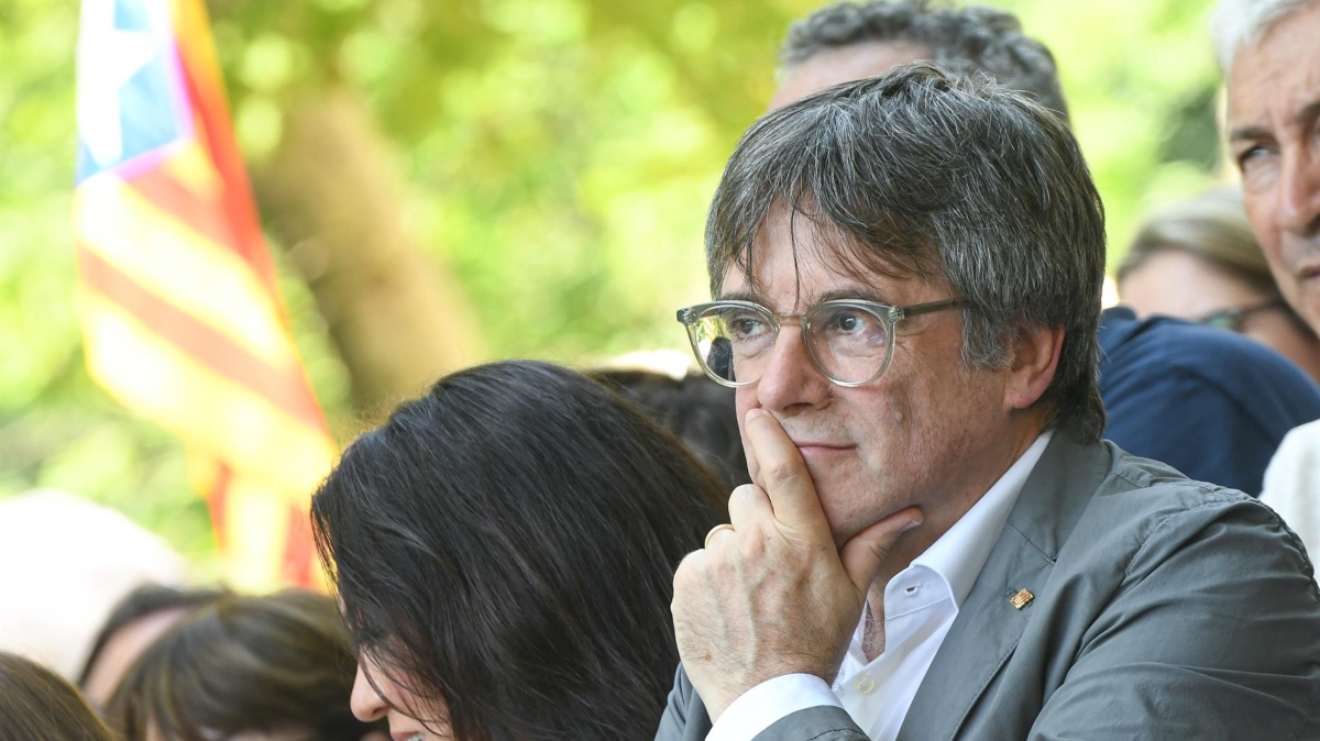 El Consell de la República catalana convoca una concentración para recibir a Puigdemont