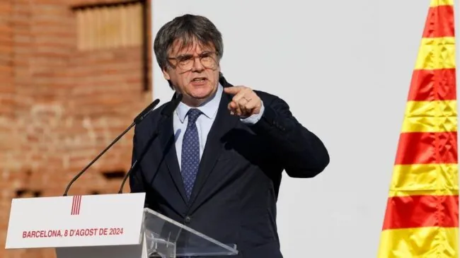 Puigdemont ve el nuevo 'tripartito' una «operación Jaula» contra el independentismo