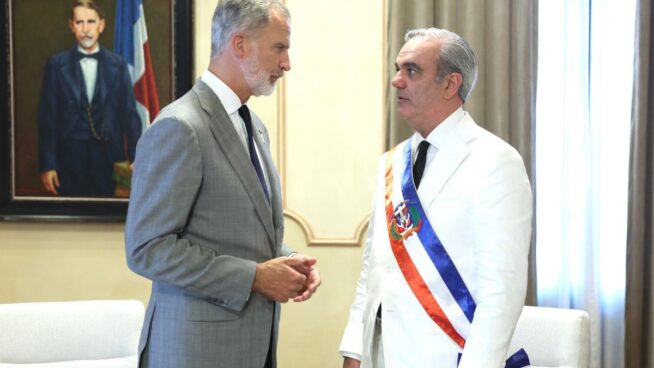 El PP reprocha que ningún ministro  acompañase al Rey en su viaje a Dominicana